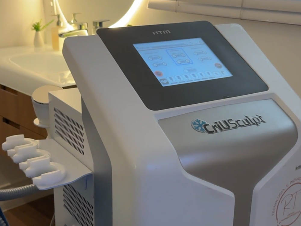 Equipamento de criolipólise utilizado no protocolo LipoICE da Bonapele